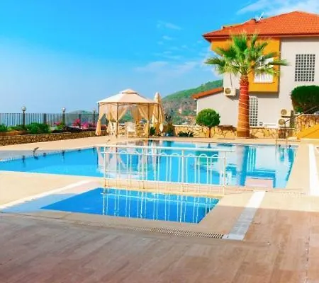 Feda Apartmanhotel *